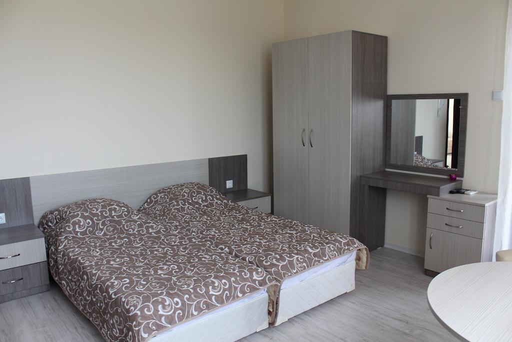 Brilliant Aparthotel Szozopol Szoba fotó