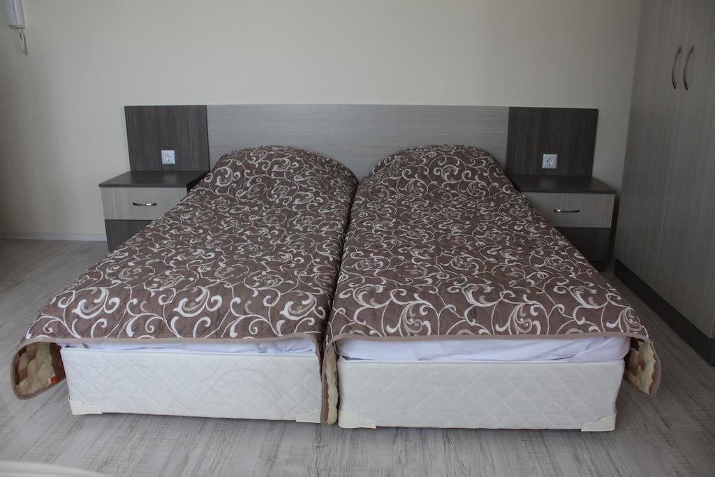 Brilliant Aparthotel Szozopol Szoba fotó